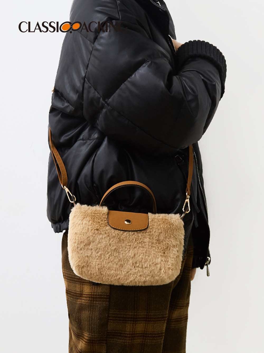 Bolso de cordero de otoño e invierno mini bolso de piel portátil nuevo bolso de bola de masa de mensajero de un solo hombro para mujer