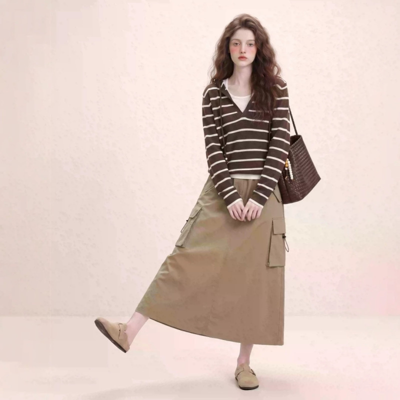 New early autumn Korean-style niche loose casual women's hoodie, faux two-piece striped knit sweater New early autumn Korean-style niche loose casual women's hoodie, faux two-piece striped knit sweater