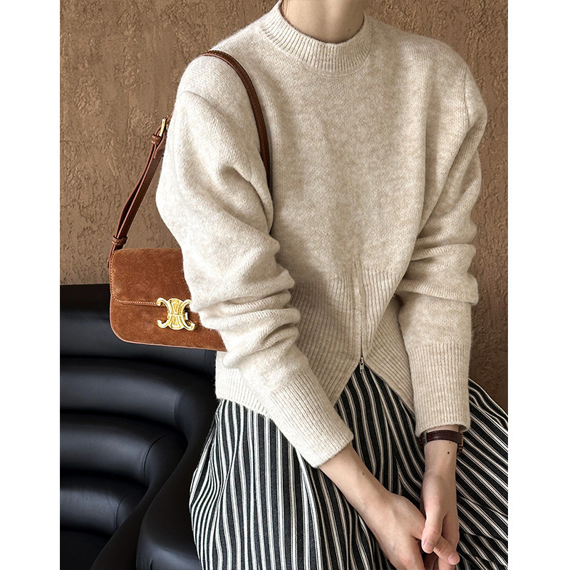Orange Zhi Spring New Style Top Korean Version Loose High-End Soft and Gentle Pullover Knit Sweater 8638 Orange Zhi Spring New Style Top Korean Version Loose High-End Soft and Gentle Pullover Knit Sweater 8638