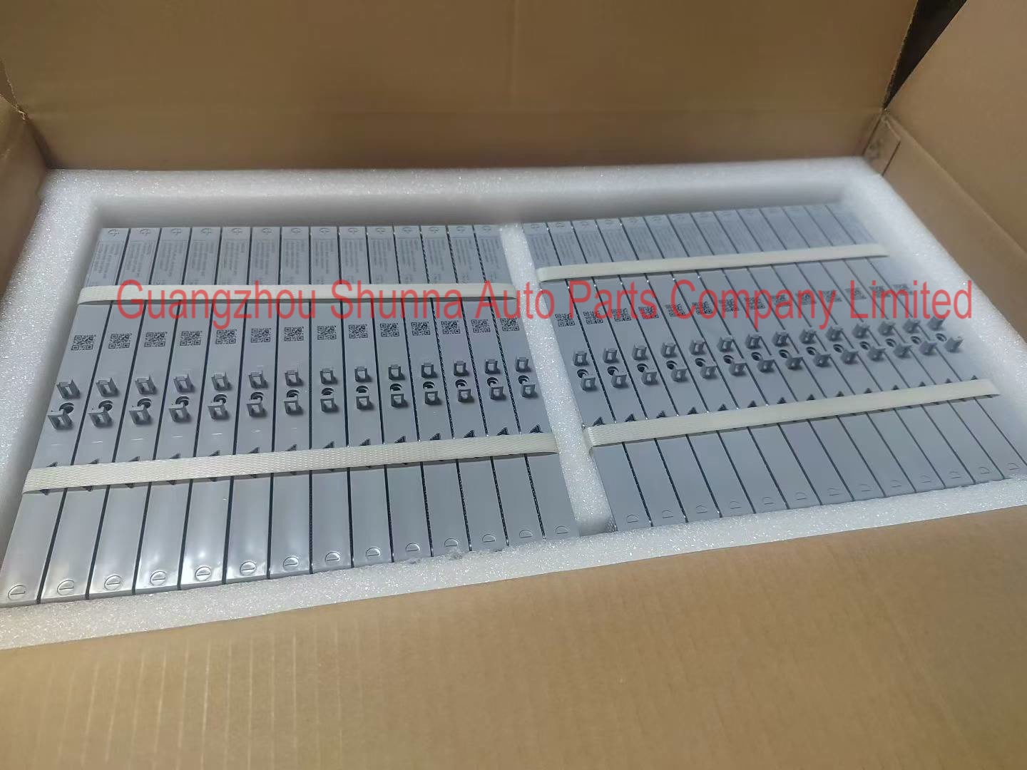 G9510-33111 is suitable for the Toyota Lexus ES series, with 6 cells of 34 single aluminum panels in the hybrid power battery