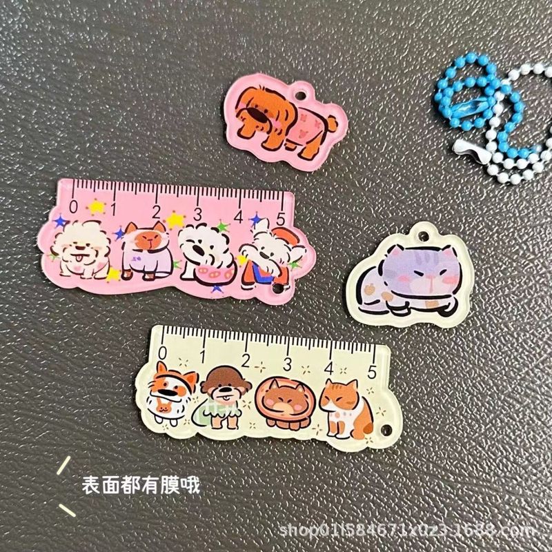 小紅の本の同じ種類の動物の小さい物差しのペンダントの高い顔の値の漫画のまっすぐな定規の学生の文房具のかばんの筆の袋のペンダントは送ります。|undefined