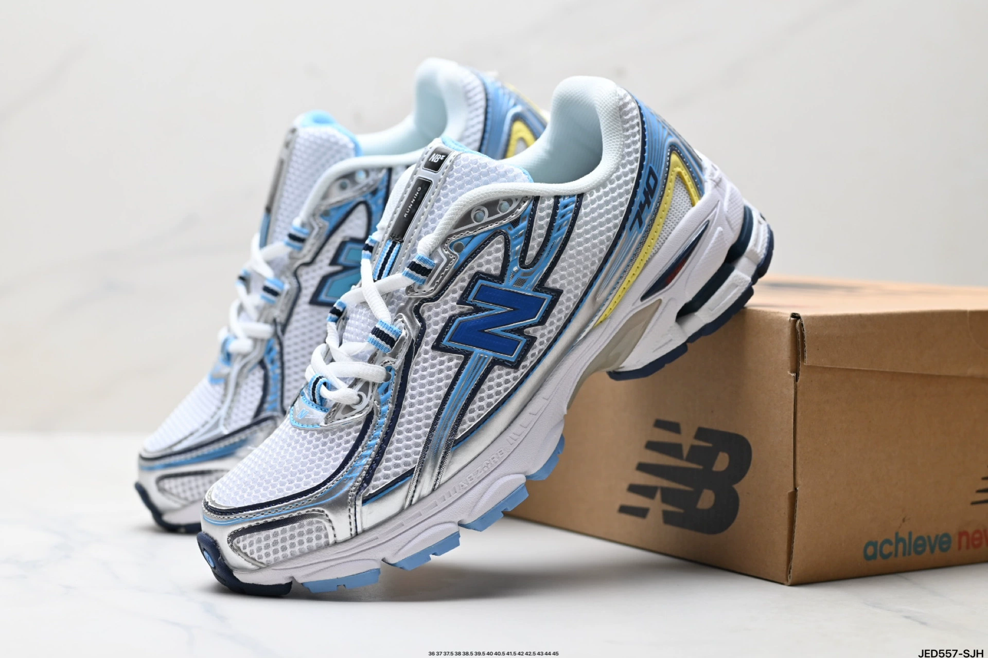 Кроссовки (New Balance) унисекс, сетчатый верх и амортизирующая стелька, EU 36–45