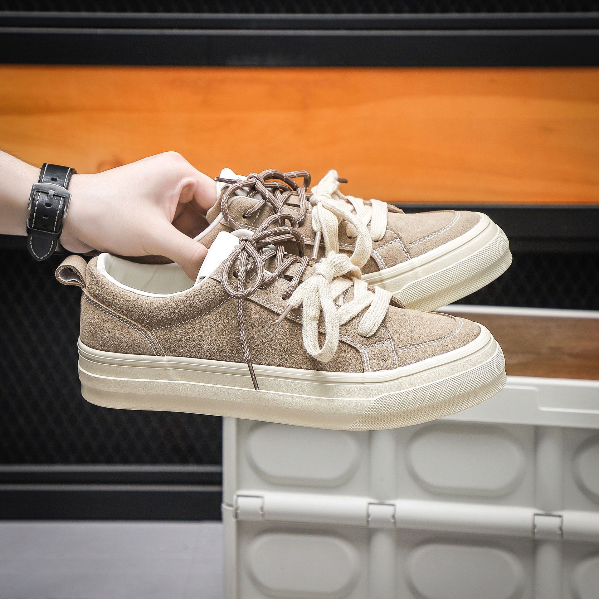 Zapatos de moda para hombres con suela gruesa 2025, zapatos de lona de color antiguo, zapatos de lona de estilo de puerto para hombres, zapatos sucios, zapatos de skate