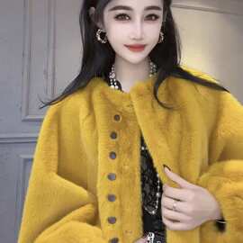 欧货韩系网红外套女2026冬季新款时尚短款洋气慵懒风加厚大衣