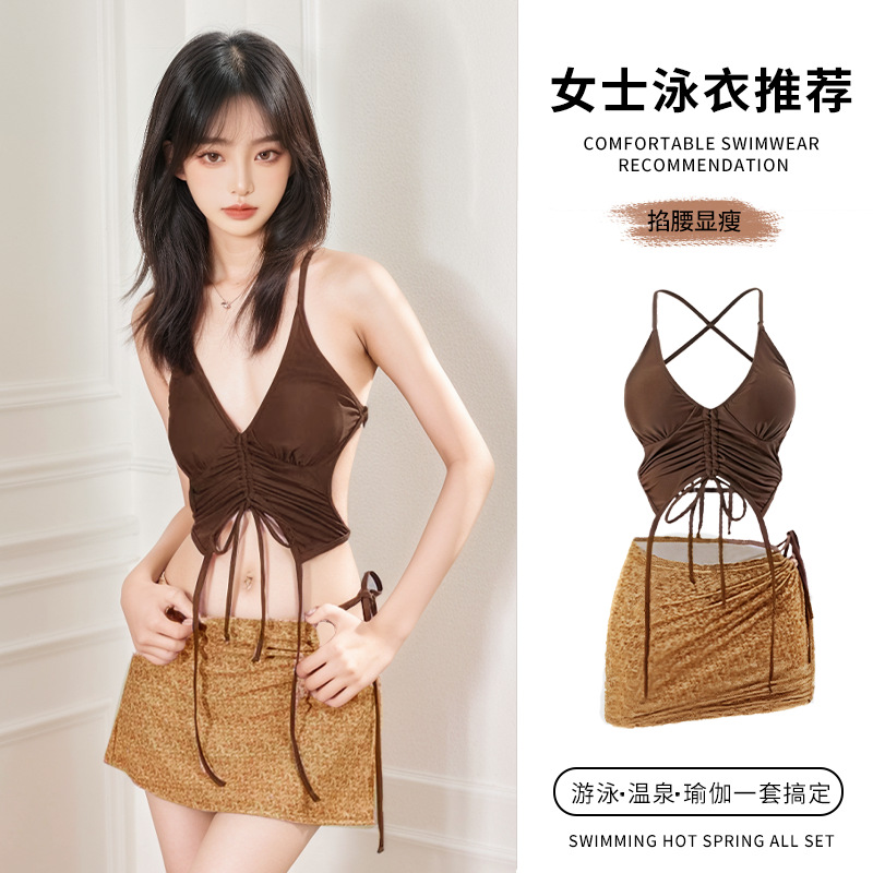 Nuevo traje de baño para mujer, falda dividida, puro deseo de lucir delgada, vacaciones de aguas termales junto al mar, tirantes, bikini, traje de baño al por mayor