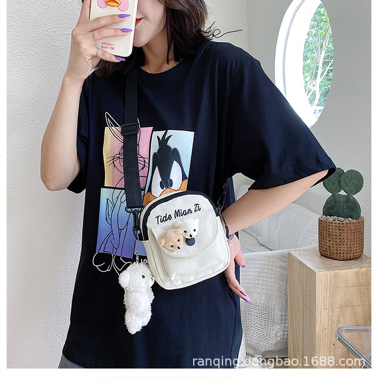 2025 nueva tendencia lona bolso de oso bolso de mujer bolso de hombro casual y simple estilo de alojamiento original japonés encantador.