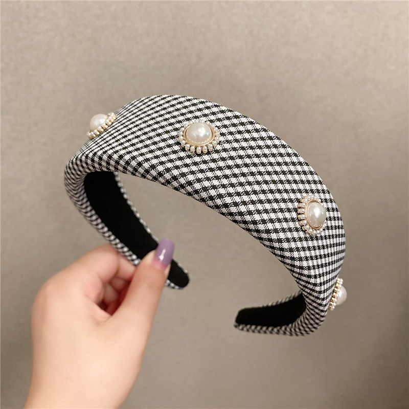 Plaid Retro New Style Headband Wide Version Pearl Rhinestone Hair Accessories display picture 2