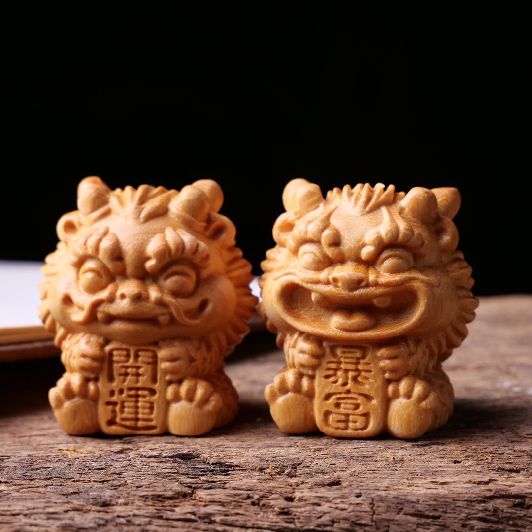 天然黃楊木阿根廷綠檀生肖龍可愛暴富開運龍年招財吉祥物手把件擺