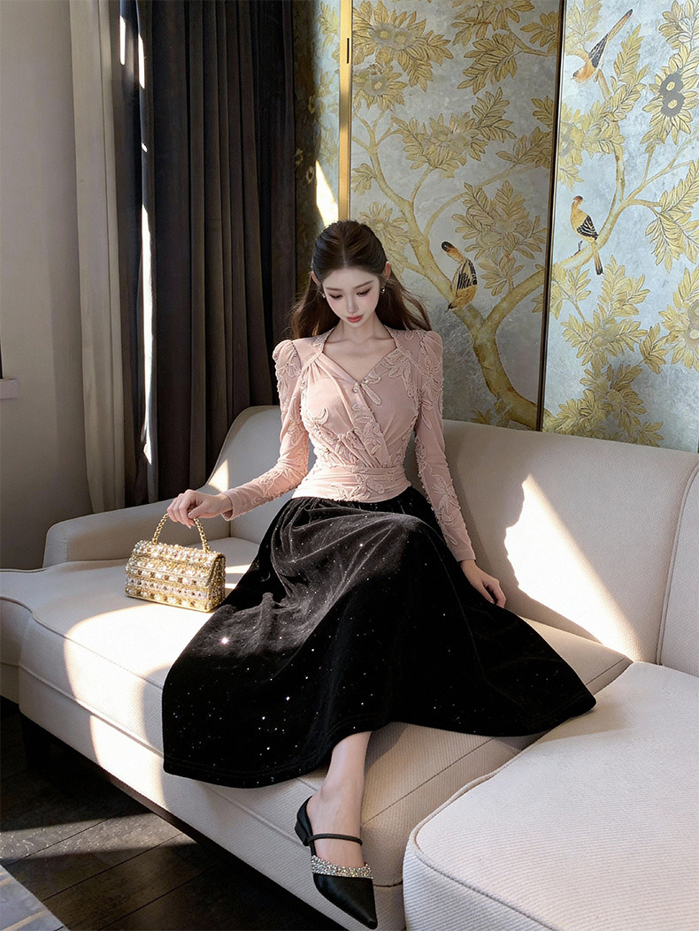 Đầm maxi nữ thắt eo ren kết hợp nhung xòe lớn — đen chi tiết 9