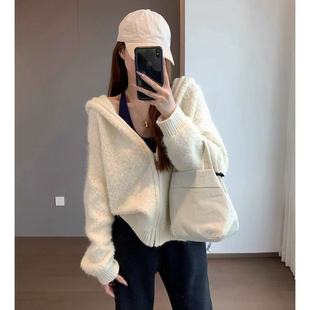 �S�ԷՇ��� ȦȦë��ܛ�H�w���ɰ�����Bñ��ëë����L1126M
