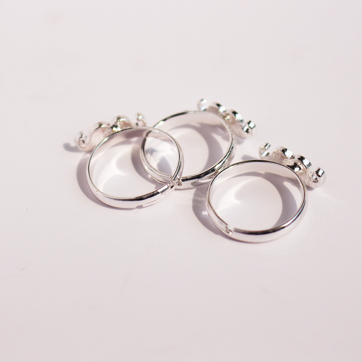 Minimalist Stackable Band Ring Set With Cubic Zirconia For Women_voghion.com