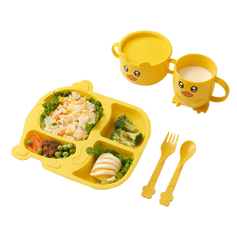 家庭用のアヒルの子供の食器セットはかわいいです。|undefined