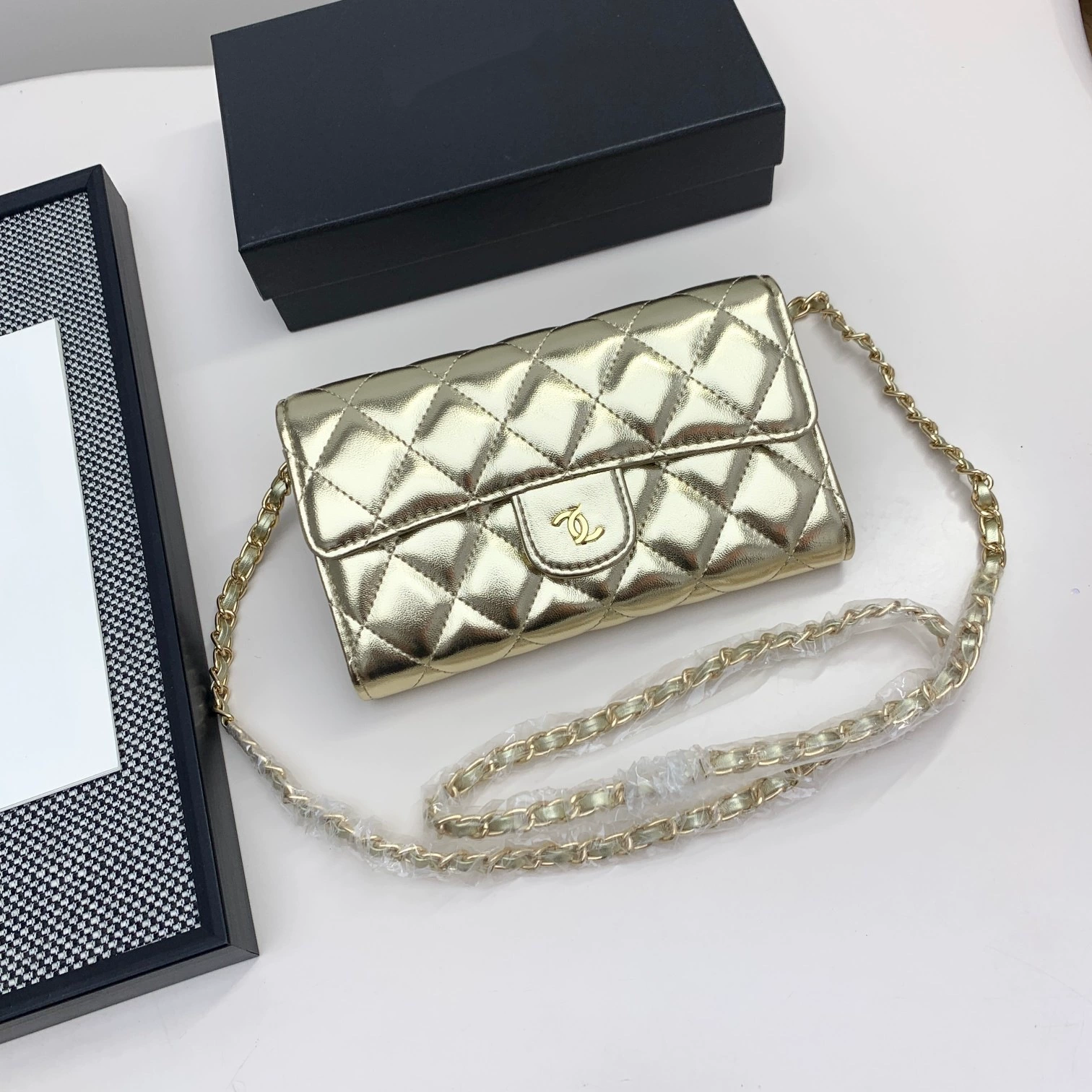 Сумка на цепочке Chanel-style, натуральная кожа, 18 × 5 × 3,5 см, стёганая