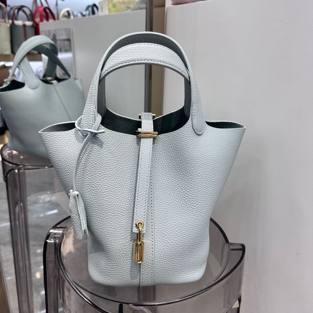 包包2024新款水桶包菜篮子女包真皮手提包妈咪包新娘婚包高级感