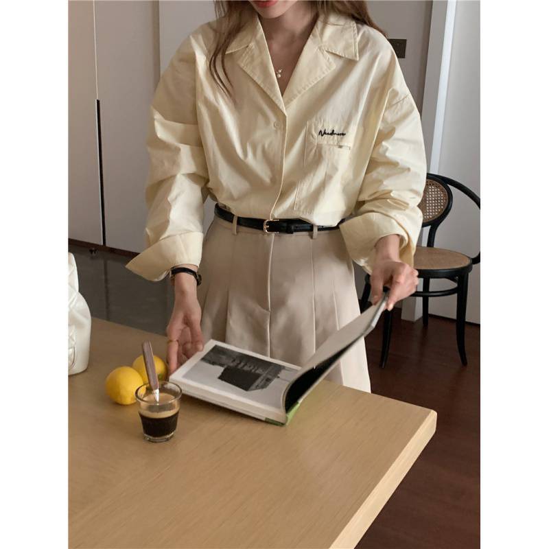 Real shot price Korean style retro pocket embroidered loose long sleeve shirt in stock