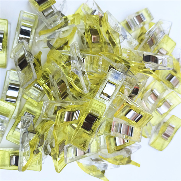 Pequeño clip de costura de escala de hacha de plástico con hebilla de mosaico de borde mini transparente blanco transfronterizo