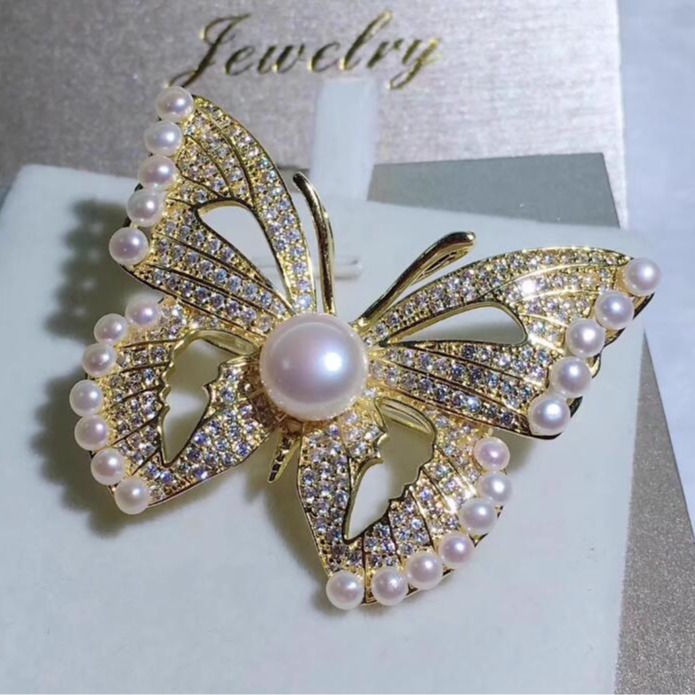 2024 Flash Diamond Fashion Internet Celebrity Multi-Bead Butterfly Pearl Brooch Elegant Corsage Pendant Pin Fashion Accessories
