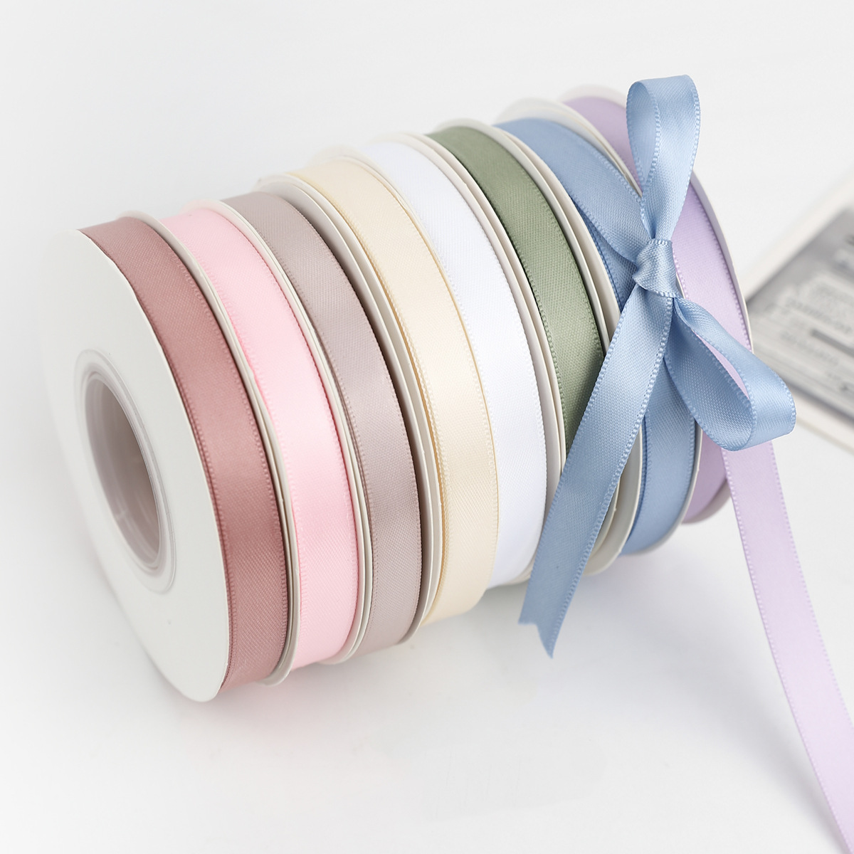 Solid color hair band