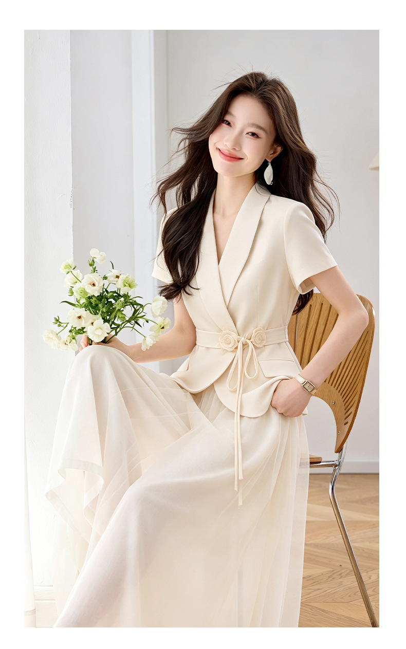 Set vest chân váy nữ công sở phong cách tiểu thư sang trọng, form ôm gọn dáng — Màu ảnh chi tiết 6