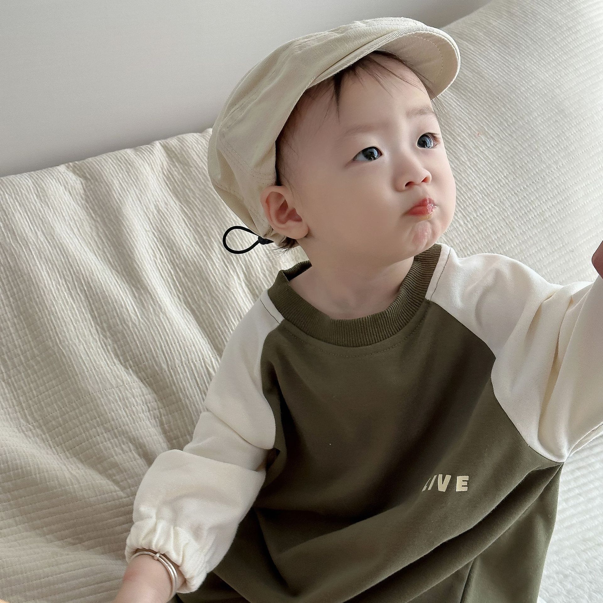 Mono de manga de color de contraste de bebé estilo de otoño ropa para niños coreanos bebé otoño niño bolso pedo mamelero niñas ropa de otoño