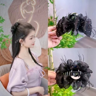 High-end Baby's Breath Feather Clip 2024 New Hair Volume Hair Clip Back of the Head Shark Clip Flower Hair Clip