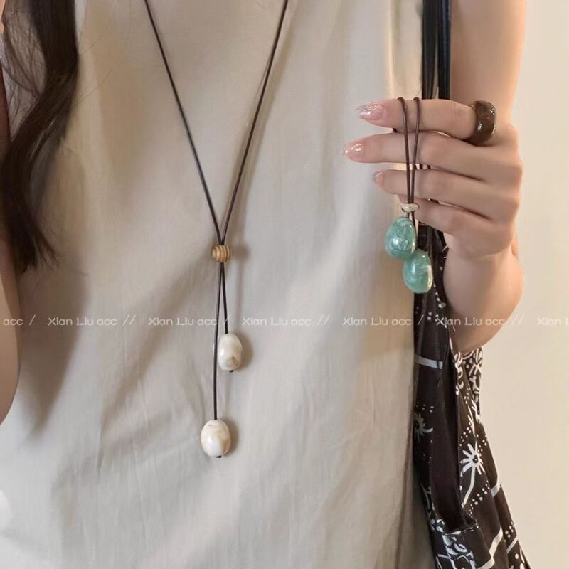 Green Wooden Round Bead Long Necklace Pendant Rope Women's Forest Style Retro Design Sweater Chain Niche Halter Accessories Green Wooden Round Bead Long Necklace Pendant Rope Women's Forest Style Retro Design Sweater Chain Niche Halter Accessories
