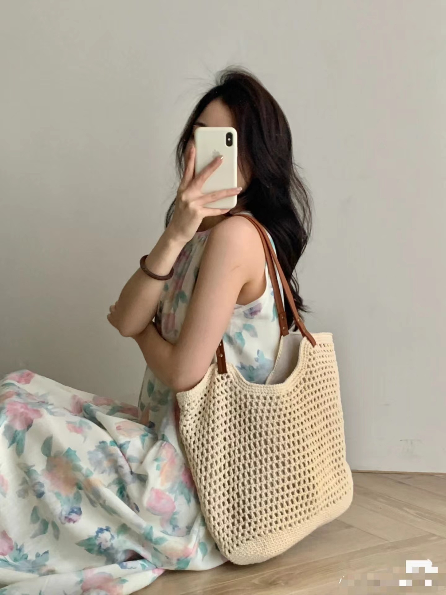 Bolso de gran capacidad tejido a mano del bosque literario, salida de primavera para mujer, bolso de paja hueco ligero, bolso de malla