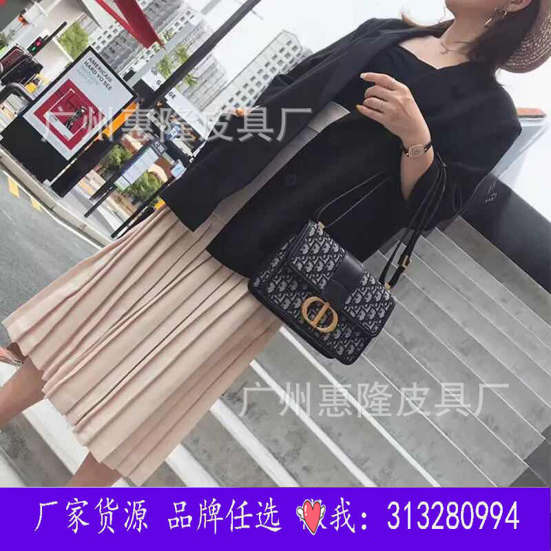 European and American New Style First Layer Cowhide Montaigen Montaigne Presbyopic Messenger Bag Single Shoulder Crossbody Women's Bag Guangzhou Supply