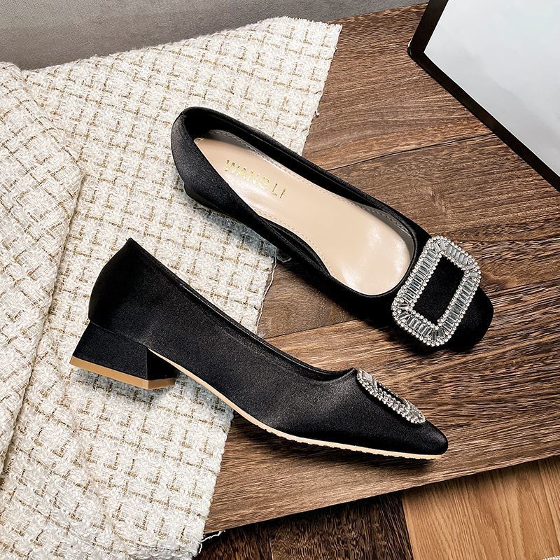 Black thick heel / 35