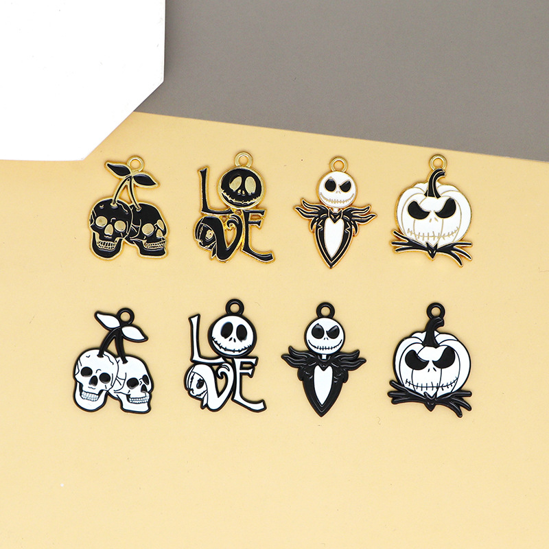 25g Weight Pendant Jewelry Making Type 16*30mm, 19 * 21mm, 20 * 23mm Jewelry Making Size DIY Jewelry Accessories Classification 10 PCS/Package Quantity Alloy Material Halloween Festival Pumpkin, Bow Knot, Skull Pattern Enamel Design Cool Style, IG Style Style 10 PCS/Package 16*30mm 19 * 21mm 20 * 23mm Alloy Pumpkin Bow Knot Skull Pendant 6