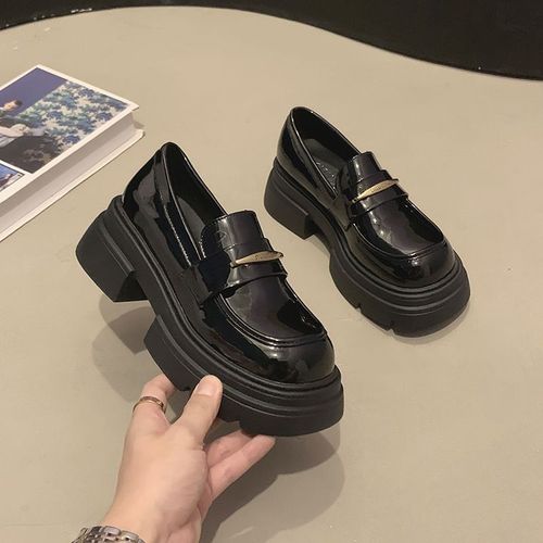 Heeled women's shoes with thick soles and chunky heels, suitable for autumn and winter fashion, versatile for commuting, retro style, comfortable Loafers, trendy