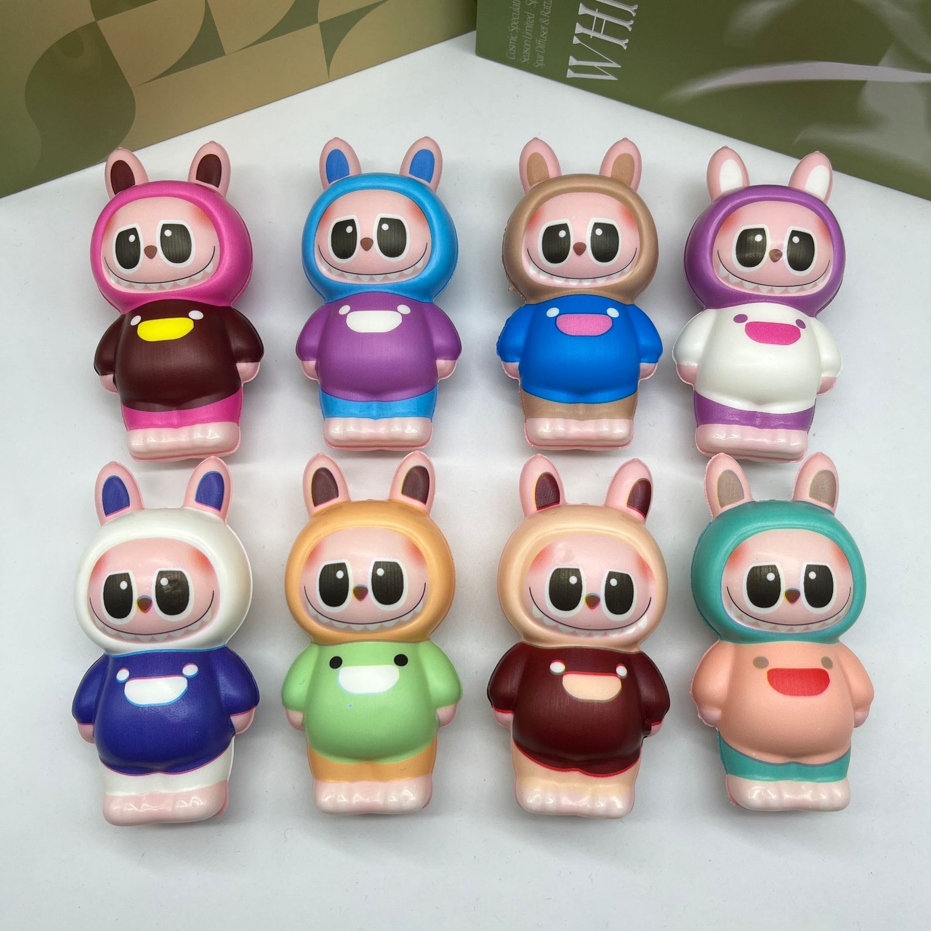 토끼 라부부 [서 있는 자세]