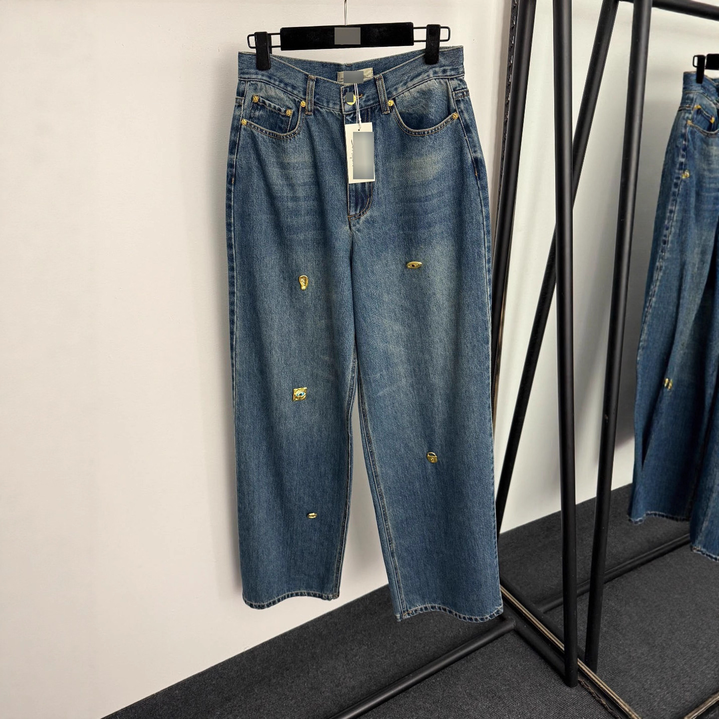2025 Cross-Border Nanyou New High-End Special-Shaped Metal Button Decoration High-Waist Simple Commuter Slim Denim Pants