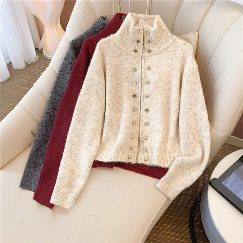 Chic double-breasted decorative turtleneck sweater for women, 2026 autumn and winter, plus size, loose fit, hides body fat, knitted top