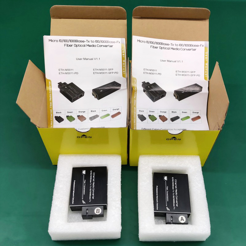 微型电信级sC口收发器:10/100/1000Base-Tx to 100/1000Base-X SC