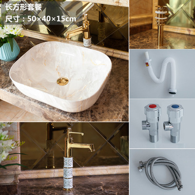 Paquete grande de la olla de cera