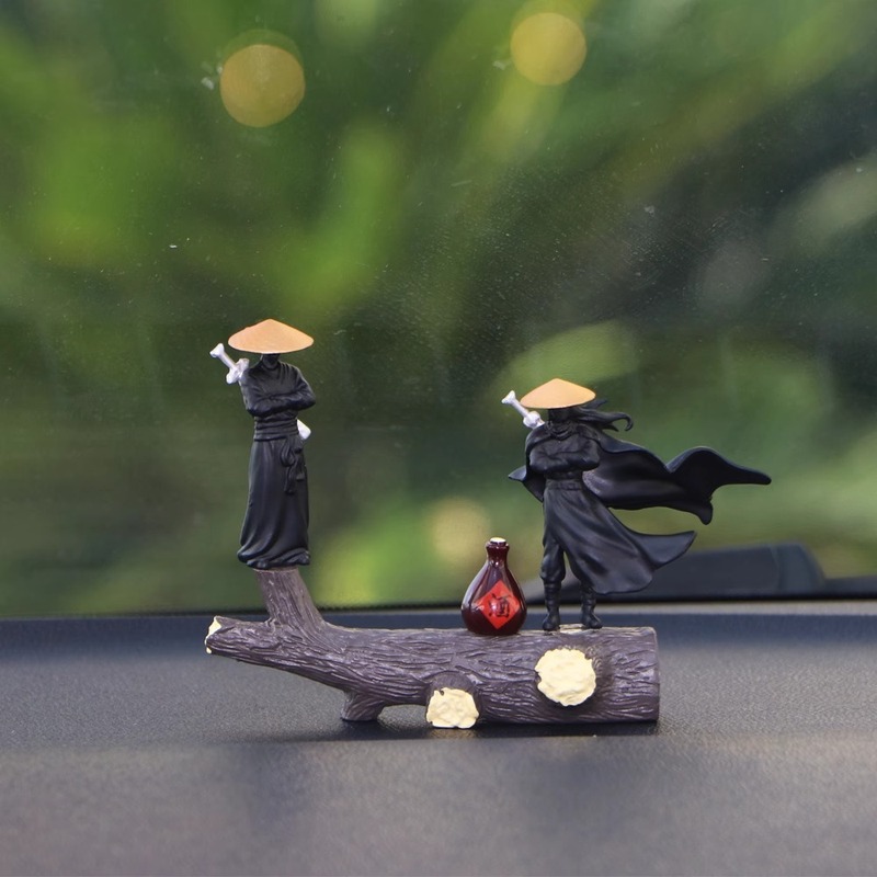 Antique chivalrous car center console swordsman ornaments computer screen desktop Guofeng martial arts office decoration ornaments