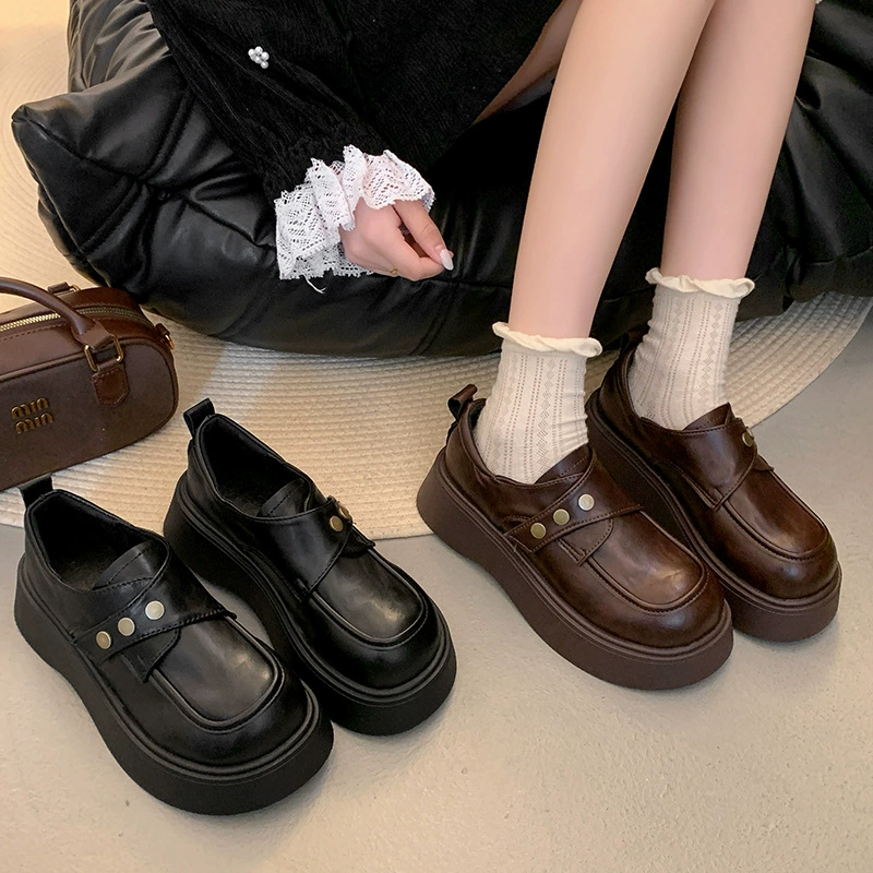 2025 весна и осень новые ретро маленькие кожаные туфли женские толстые подошвы увеличены