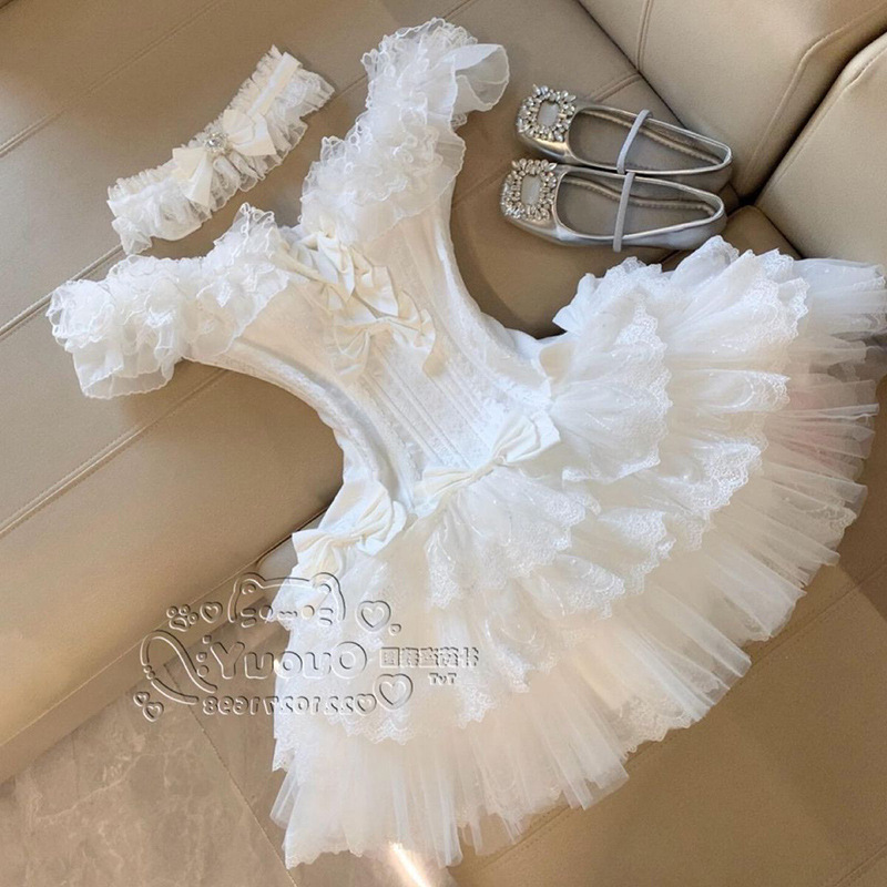 White summer skirt with bow