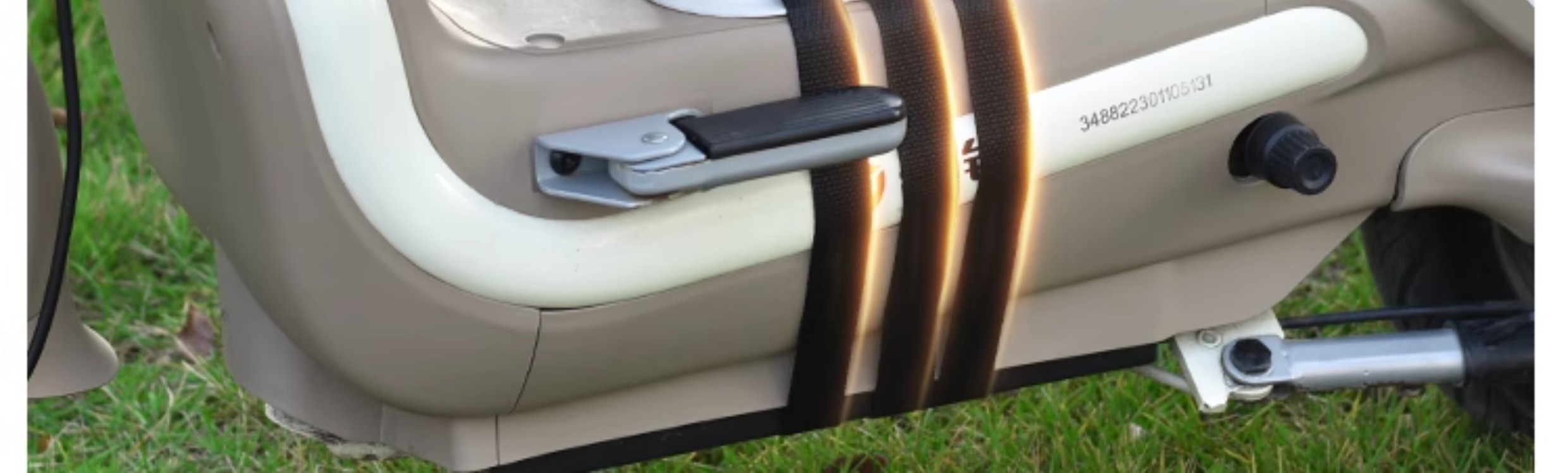 Suitable for Electric Vehicle Child Seats, Thickened Version, Liftable Child Stool, Baby Front-Mounted Battery Car for Children