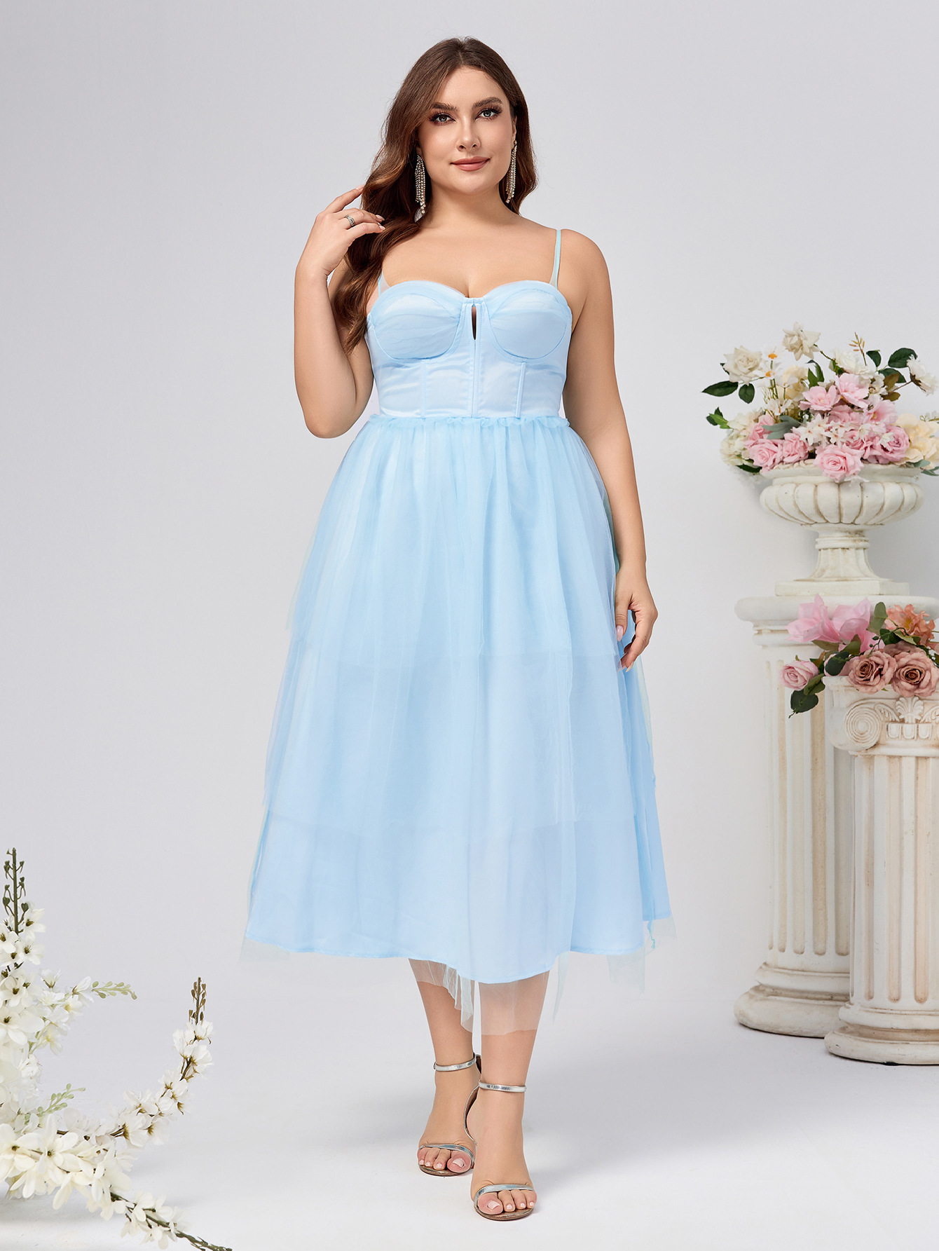 Comercio exterior europeo y americano de gran tamaño nuevo vestido de novia con tirantes Amazon vestido de dama de honor de boda de malla sexy con algodón en el pecho
