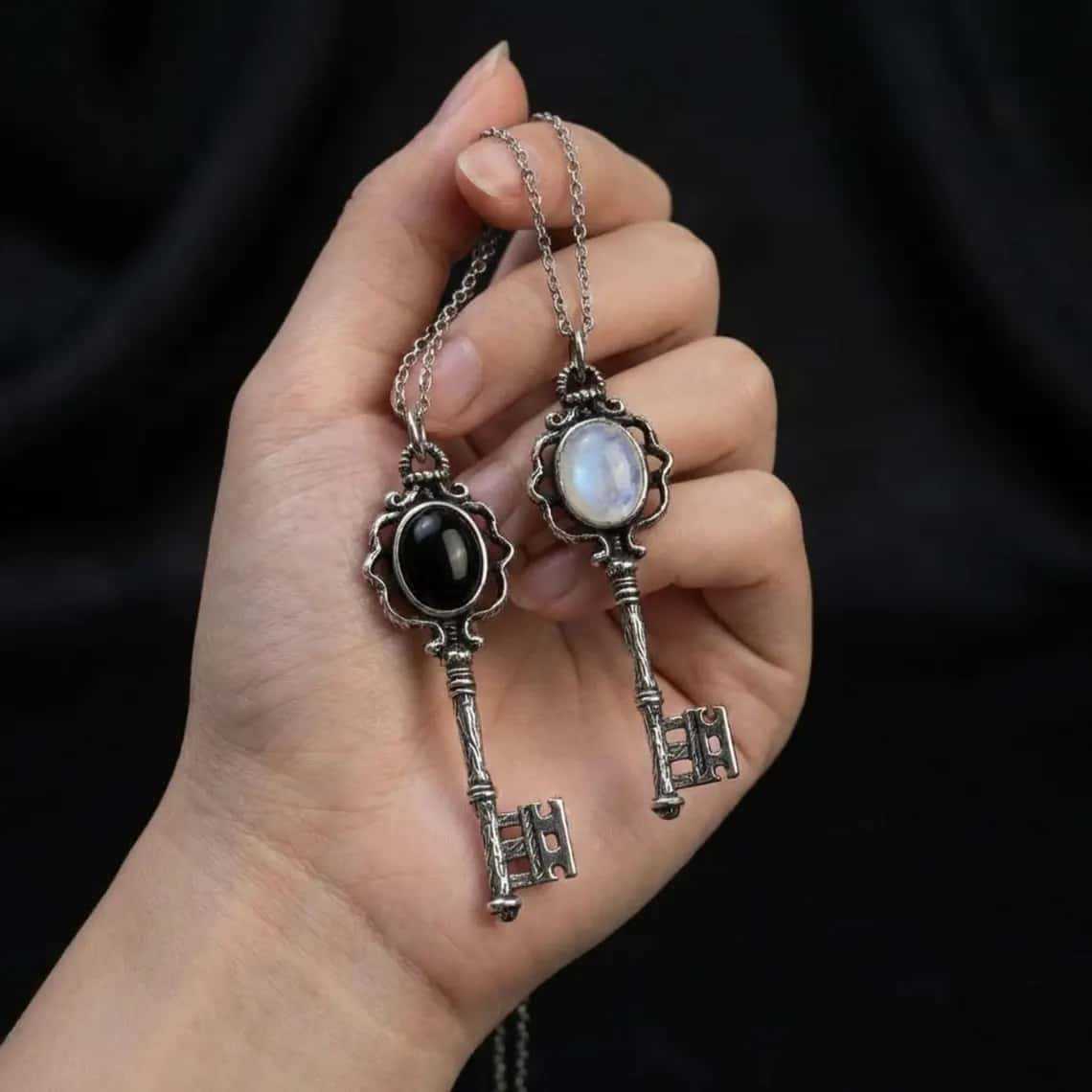 Hecate Key Necklace Moonstone Obsidian Pendant Skull Key Jewelry Witch Dark Academy Manufacturer