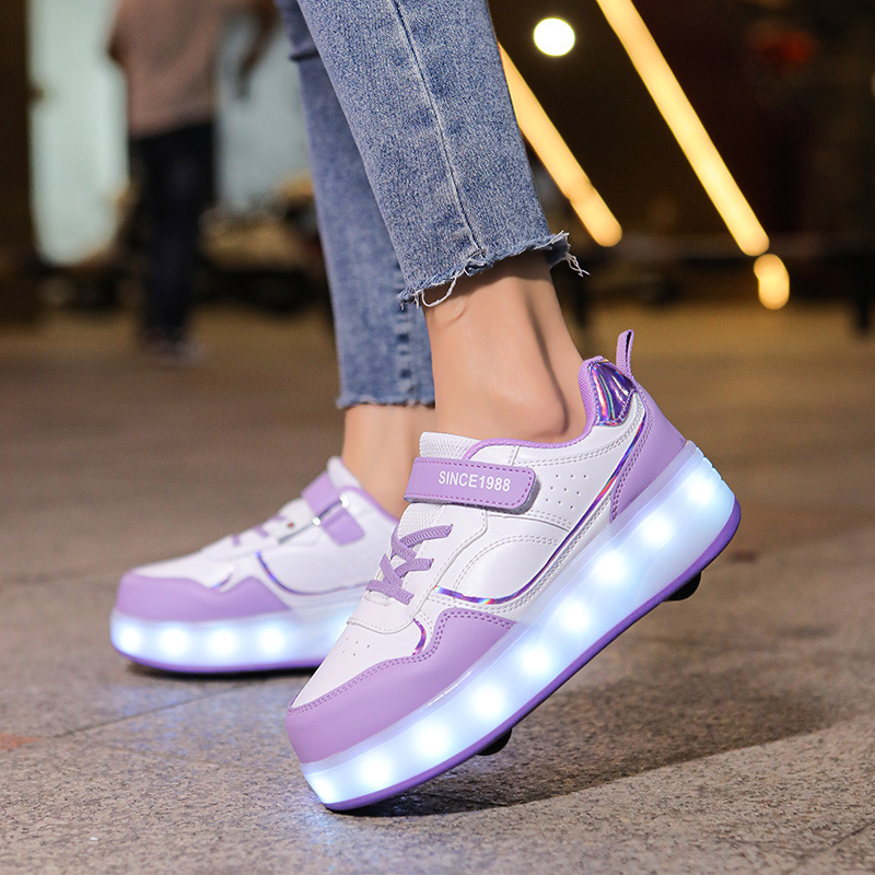 Cross-border foreign trade heloo shoes for boys and girls luminous shoes USB rechargeable led light shoes adult pulley shoes in stock wholesale