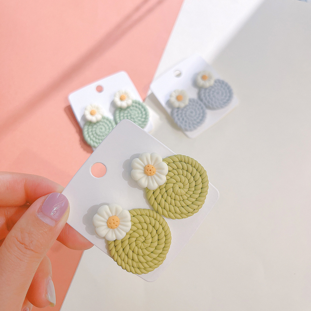 15g Weight Drop Earrings Classification 1 Pair Quantity Weekend Occasion soft clay Material Flower Pattern Women'S Gender Sweet Style Wholesale Jewelry 1 Pair Sweet Flower Soft Clay Drop Earrings 2