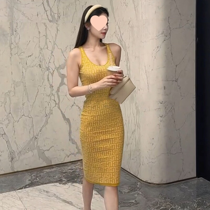 Korean Elegant Socialite Style Light Luxury Balmain Sweet and Spicy Chanel-Inspired Printed Spaghetti Strap Ice Silk Dress Ol Bodycon Long Dress Korean Elegant Socialite Style Light Luxury Balmain Sweet and Spicy Chanel-Inspired Printed Spaghetti Strap Ice Silk Dress Ol Bodycon Long Dress