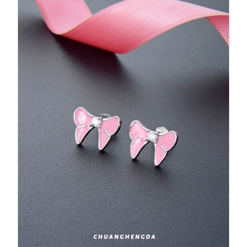 S925 plata esterlina goteo de aceite simple personalidad estudiantes pequeños pernos frescos estilo coreano moda dulce mariposa pendientes joyas de orejas