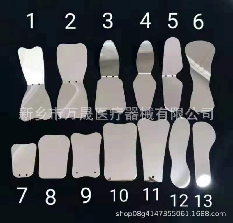 Double-sided retroreflective reflector stainless steel