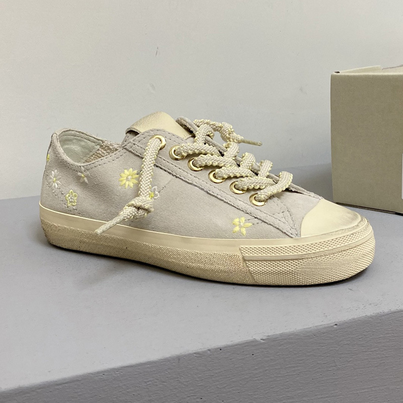 Original Trade Order! Genuine Leather Star-Patterned White Sneakers for Women with Embroidered Flowers, Hidden Height Increase, Distressed Casual Sneakers, Trendy Original Trade Order! Genuine Leather Star-Patterned White Sneakers for Women with Embroidered Flowers, Hidden Height Increase, Distressed Casual Sneakers, Trendy