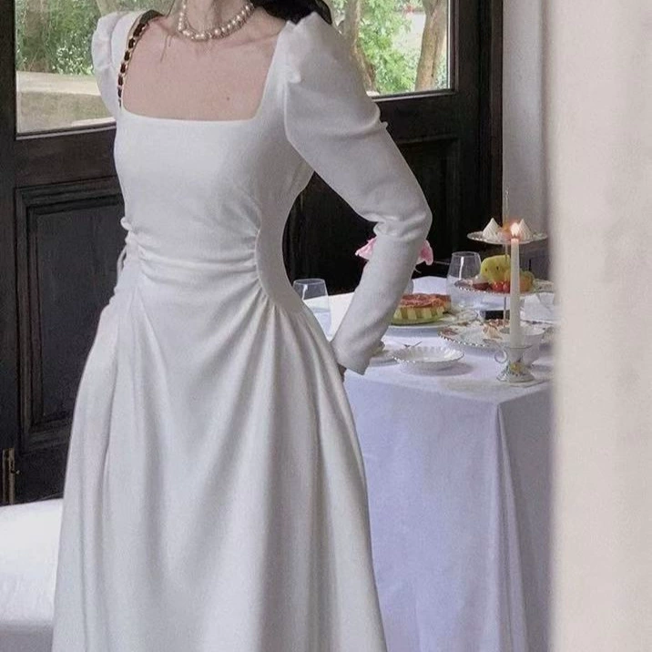 Французское платье с длинными рукавами с квадратным вырезом белое платье с длинными рукавами женское осеннее и зимнее чувство высокого уровня на день рождения маленькое платье с талией до лодыжки