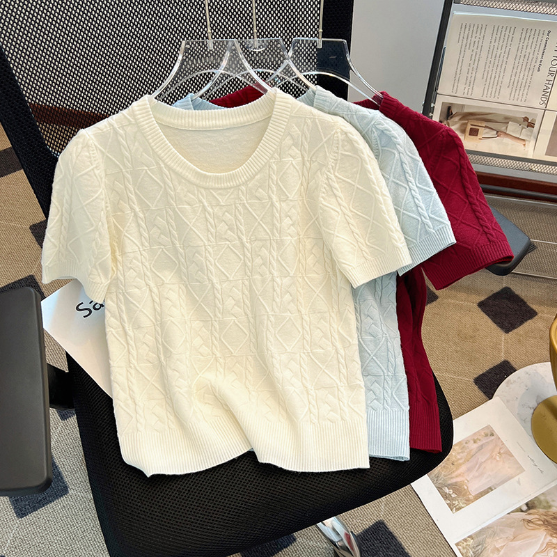 Retro knitted spring summer sweater